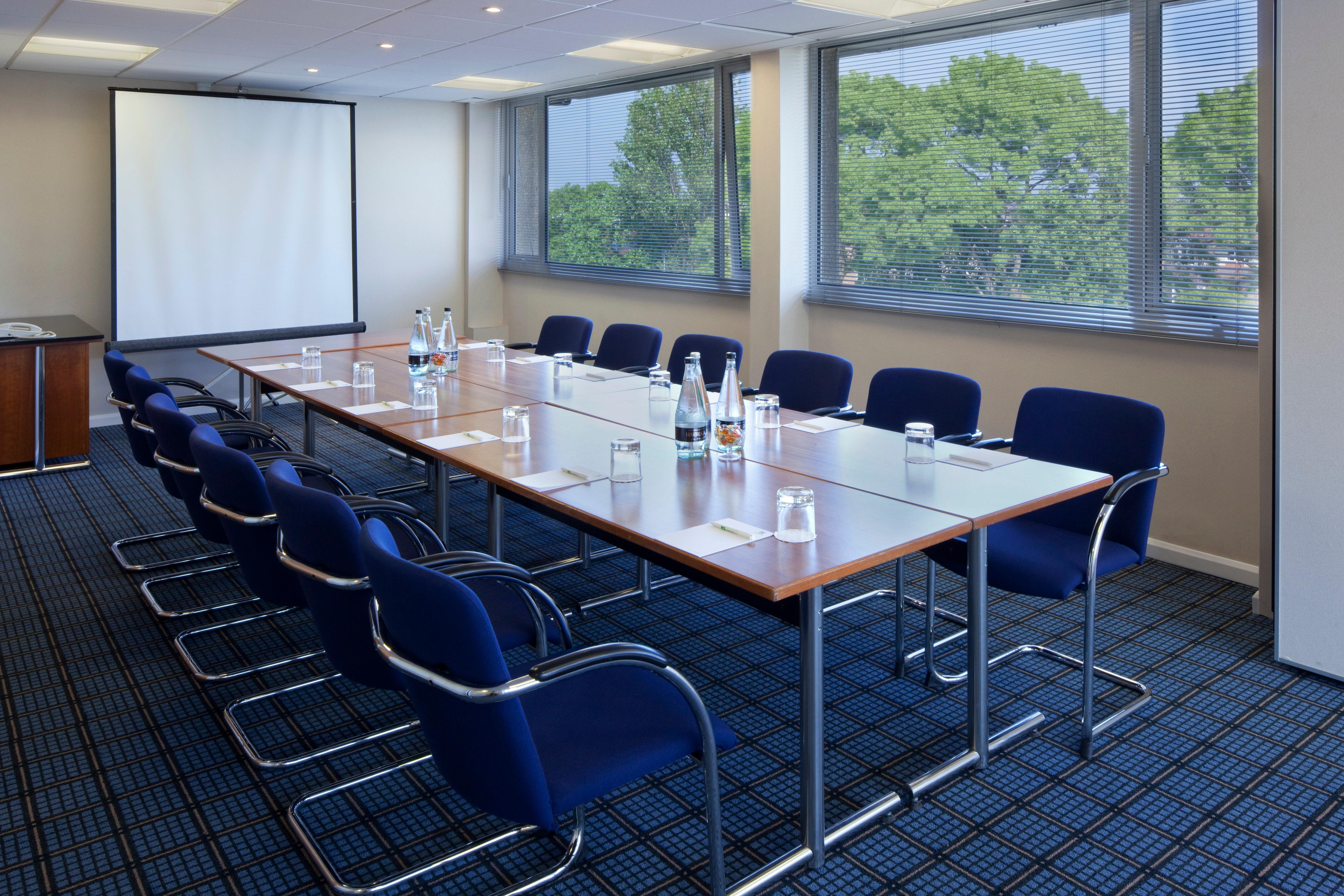 Holiday Inn Maidenhead Windsor, An Ihg Hotel Екстер'єр фото